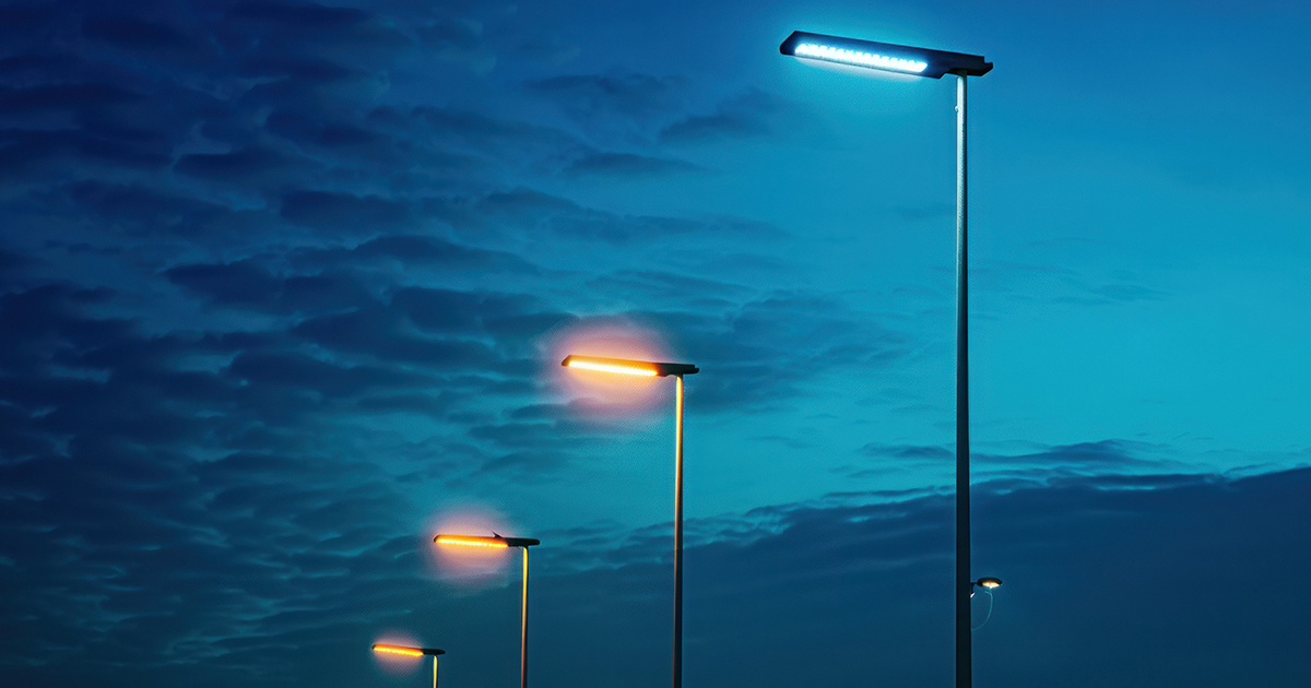 💡La Ville poursuit ses efforts en terme de transition écologique. À partir du 16 sep, elle rejoint l’ensemble des communes de Nantes Métropole en procédant à l’extinction de l’éclairage public de 23 h 30 à 6 h. 🔆Seuls les grands axes resteront éclairés. #sobrieteenergetique