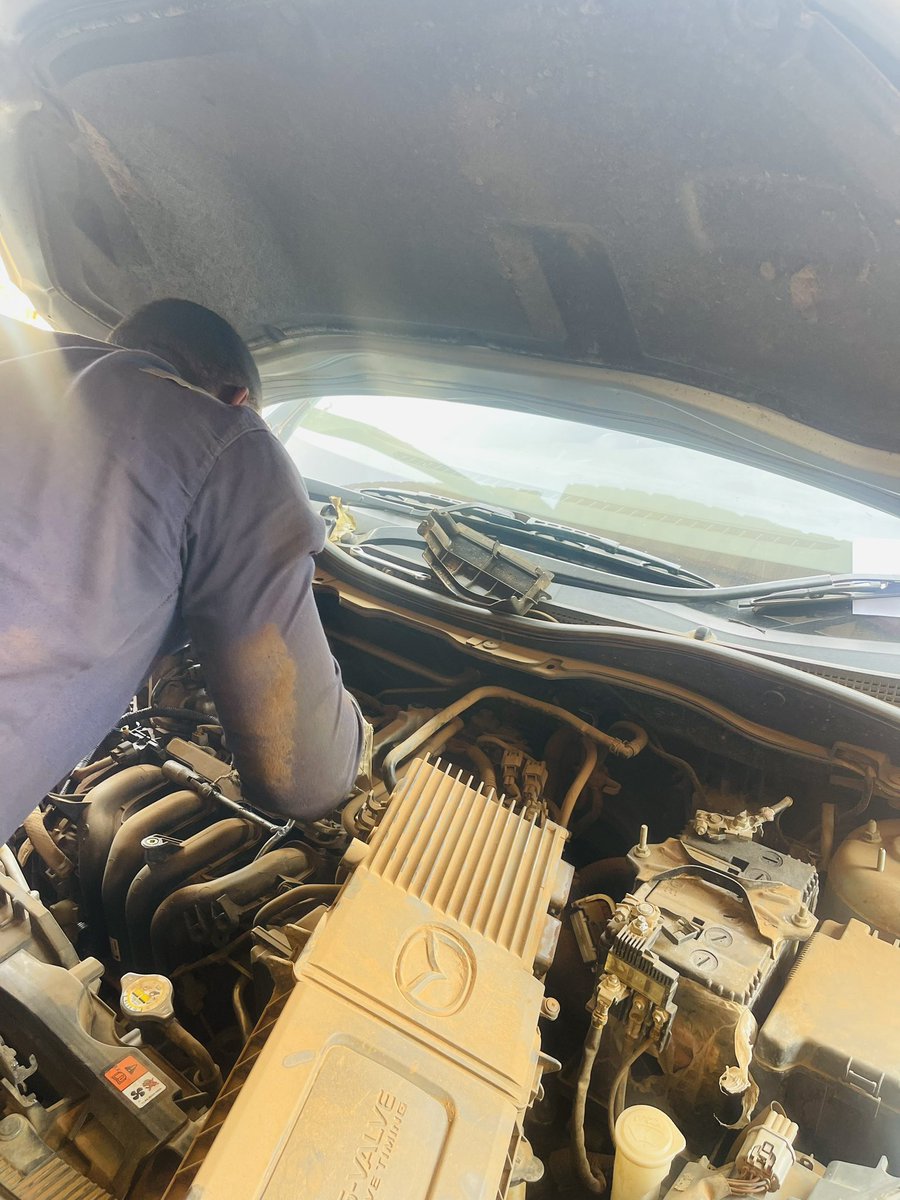 TroveTyre's tweet photo. Servicing 
Gas refills 
Spark plugs replacements 
Tyres 

We do that more over here 😅 https://t.co/92ZKNBL4vU