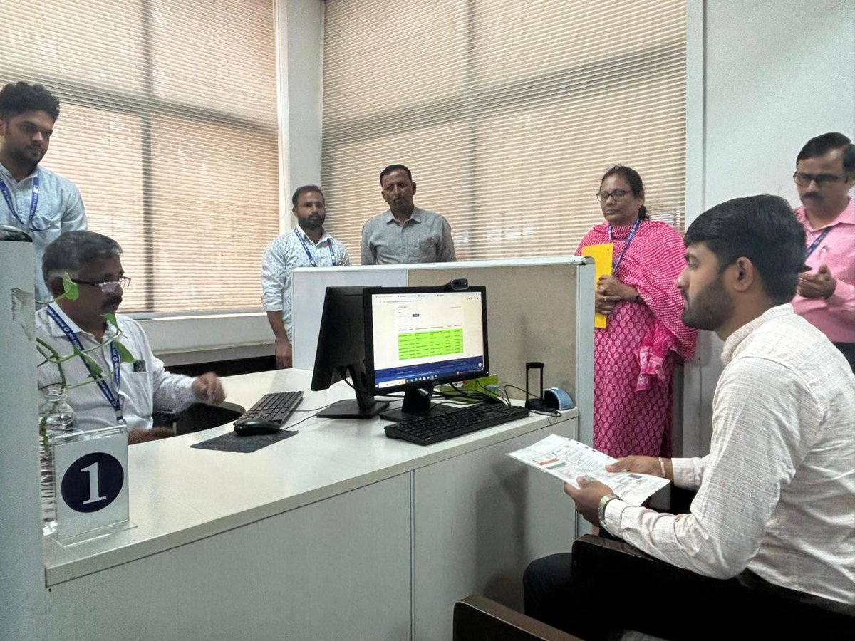 GSK (GST Seva Kendra) Biometric Centres came into operations.  Total of 120 GSK Biometric Centres are rolled out across the state of Karnataka at respective front-end offices to serve new applicants who apply for GST Registration by opting Biometric Aadhar Authentication.