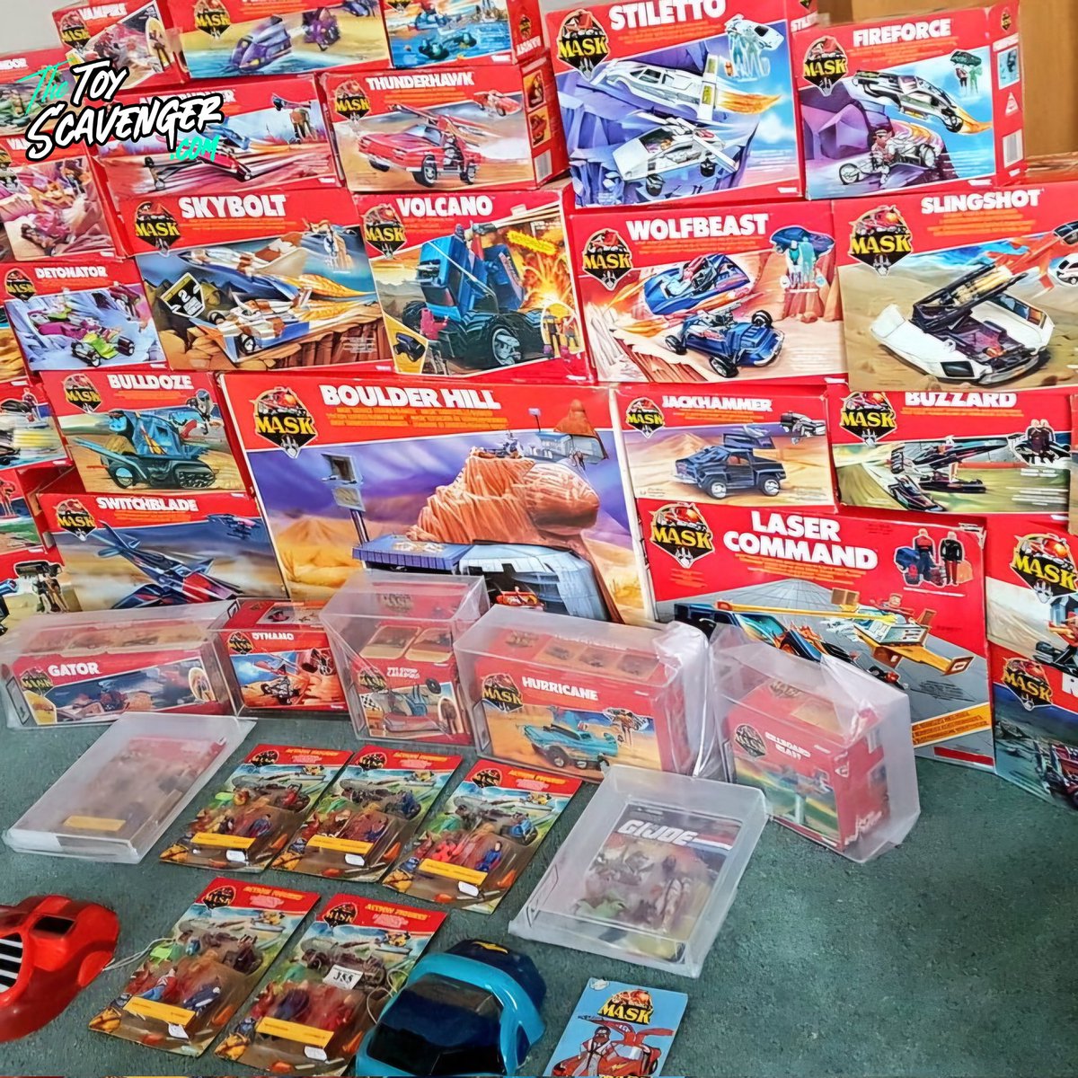 It's back baby! M.A.S.K. Is coming Back! 
Full details:
thetoyscavenger.com/blogs/news/m-a…
#MASK #Theloyalsubjects