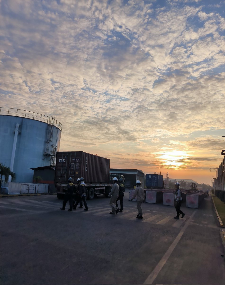 aczho's tweet photo. Senja~ https://t.co/LlJt3haazc
