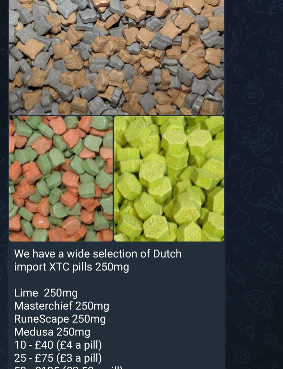 PositivelyHani's tweet photo. Who poppin the RuneScape pills with me https://t.co/W827qwzZlG
