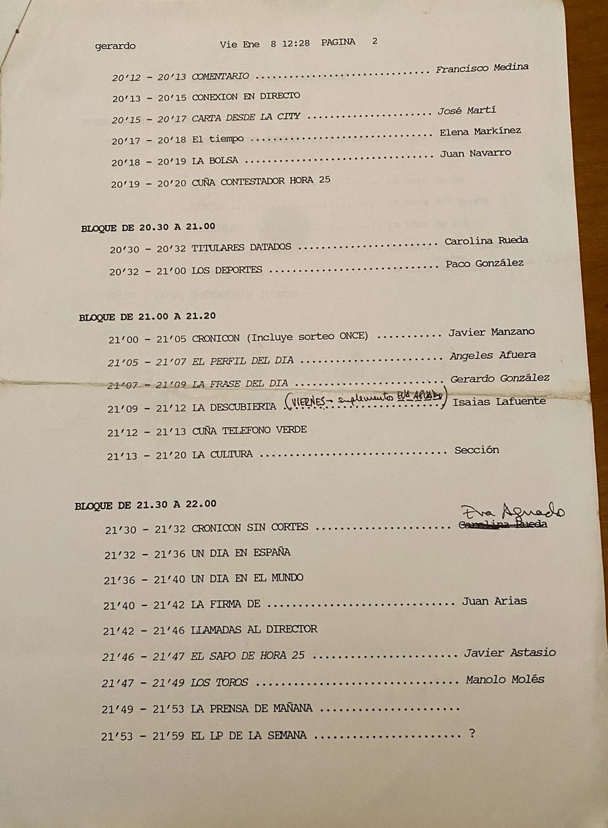 elcharolito's tweet photo. De cuando entonces... @La_SER
El nacimiento de la actual @Hora25, allá por el 92. Con #CarlosLLamas. Entonces empezaba a las 19:00, hasta las 00:00.
Esta era la escaleta de contenidos hora por hora con los diferentes editores y parte de sus redactores.
#RadioSiempreRadio https://t.co/Kkl63dbI1C