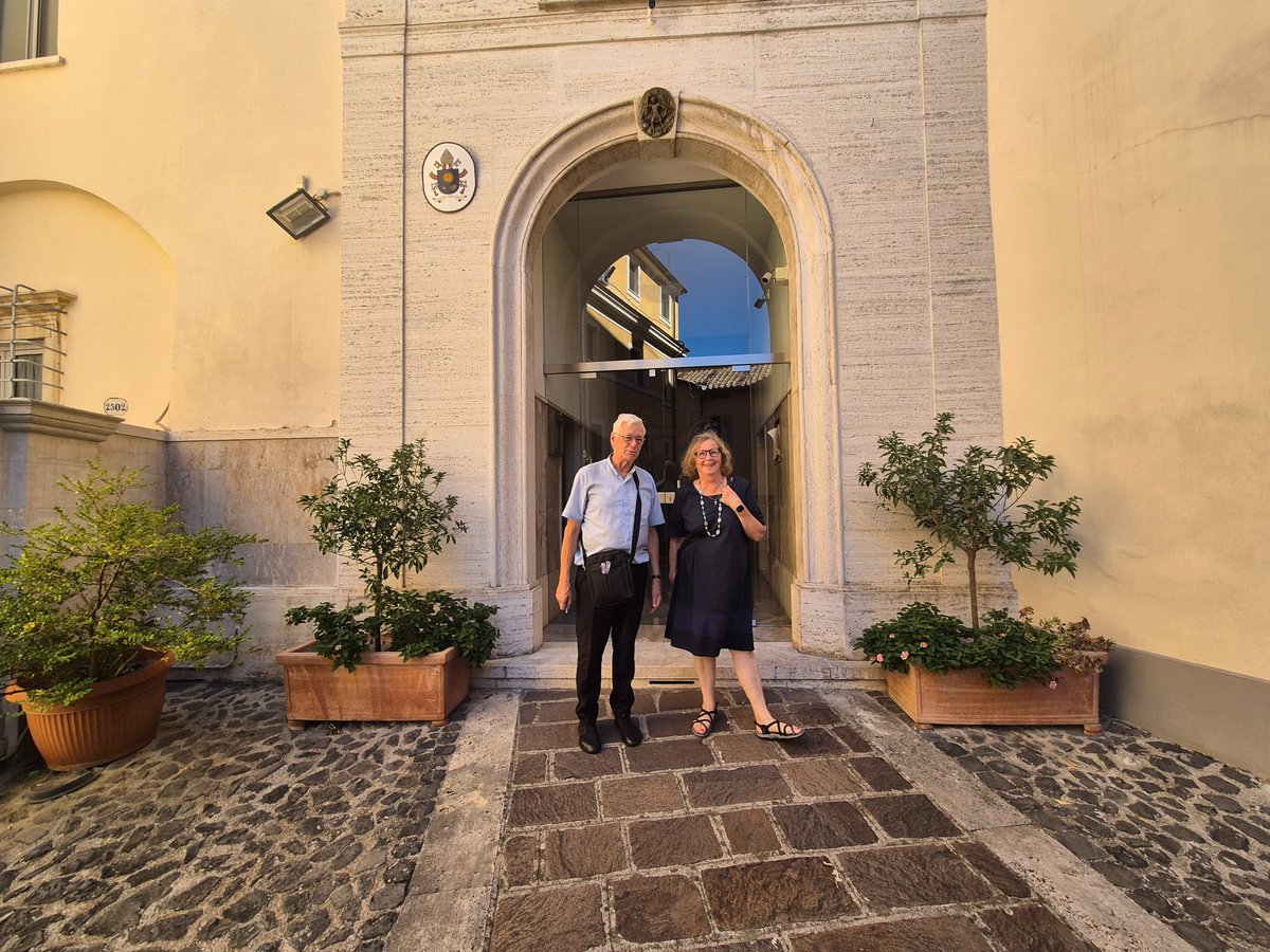 resilienceRI's tweet photo. Visiting one of the venues and preparing #resilienceRI's prototype training together with experts of the #friezenkerk, focusing on #religiousilliteracy and other relevant topics.

SS. Michele e Magno #rome 

#resilienceatwork #religiousstudies #research https://t.co/xwor1GipH5