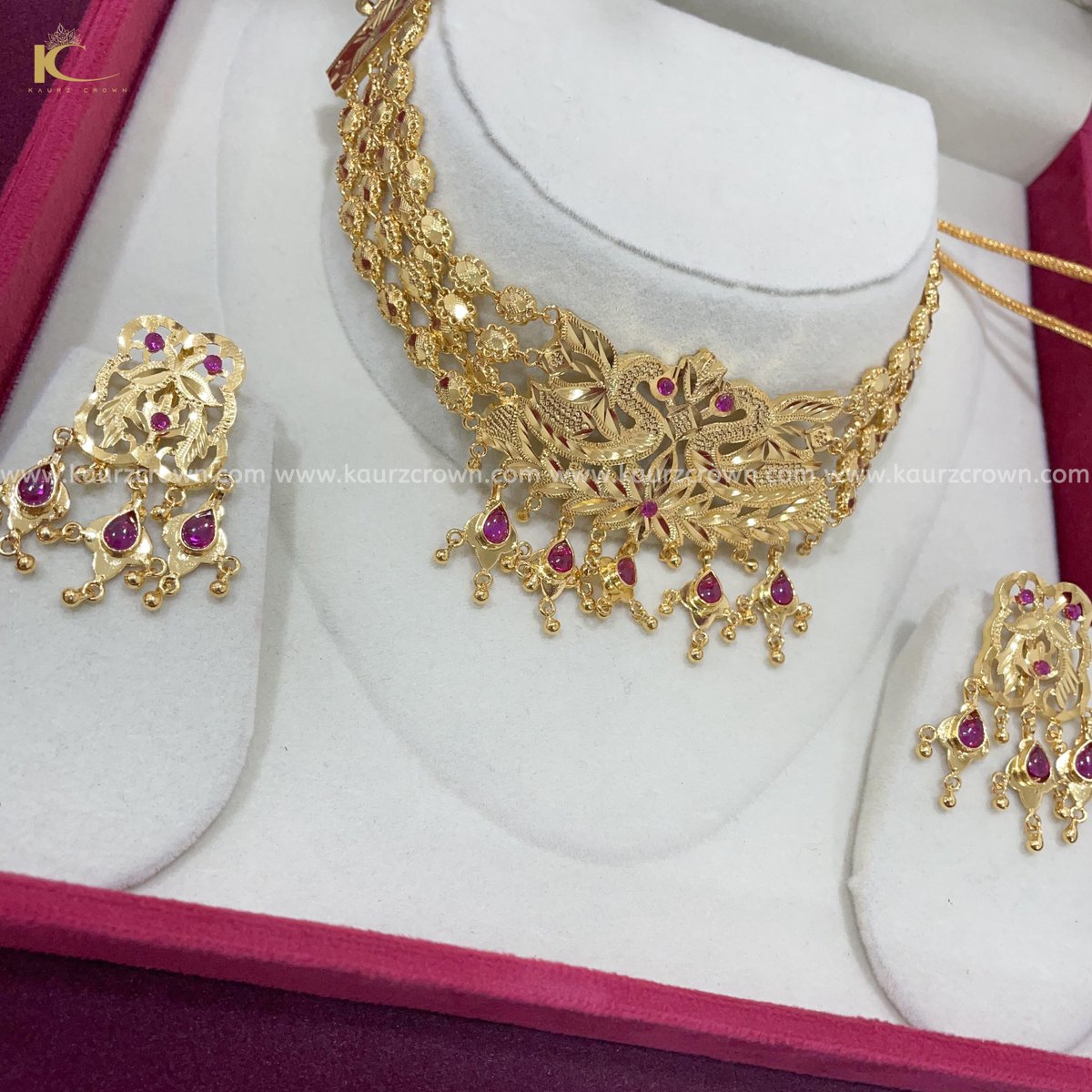 kaurzcrownjewel's tweet image. Pure Silver Gold Plated Riwayati Choker Set
 Designer: KAURZ CROWN 
WhatsApp on +919888298050
#chokerset #silverjewellery #earrings