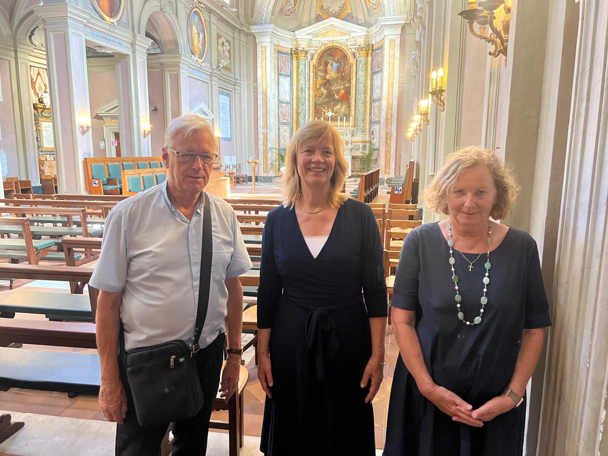 resilienceRI's tweet photo. Visiting one of the venues and preparing #resilienceRI's prototype training together with experts of the #friezenkerk, focusing on #religiousilliteracy and other relevant topics.

SS. Michele e Magno #rome 

#resilienceatwork #religiousstudies #research https://t.co/xwor1GipH5