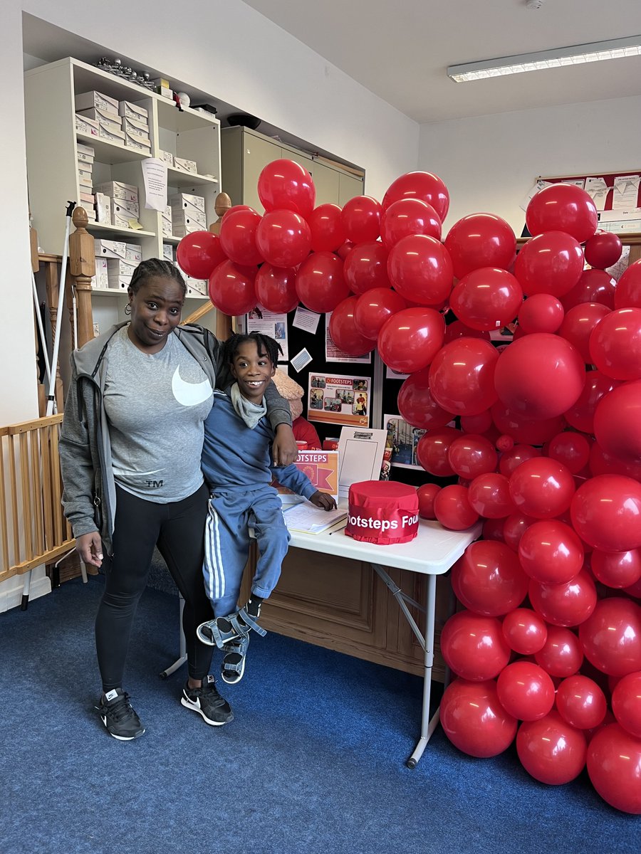 We are celebrating our 20th Anniversary!! We are so proud to have provided physiotherapy for over 700 incredible children with neurological disorders over the last 20 years and we are excited for the next 20.... 
Thank you to all of our wonderful families👣