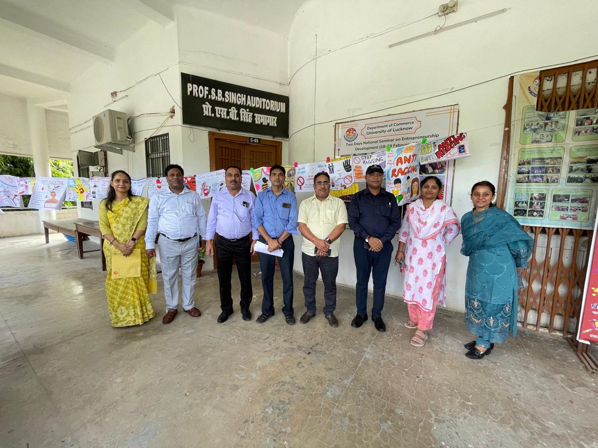 DEPARTMENTOFC10's tweet photo. #PreConvocationWeek (10-15 Sept. 2024). First day of event observes activities like Brainstorming session Photography, Poster making, Nail art. @profalokkumar @lkouniv https://t.co/DgbJAqNb3n