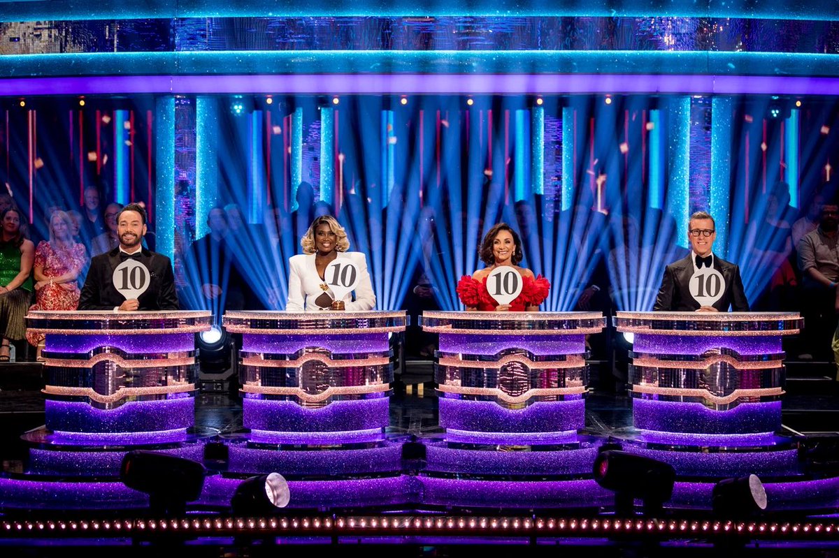 ShirleyBallas's tweet photo. Who’s excited for Saturday ? 🔟🔟🔟🔟 https://t.co/kezdJMp2gO