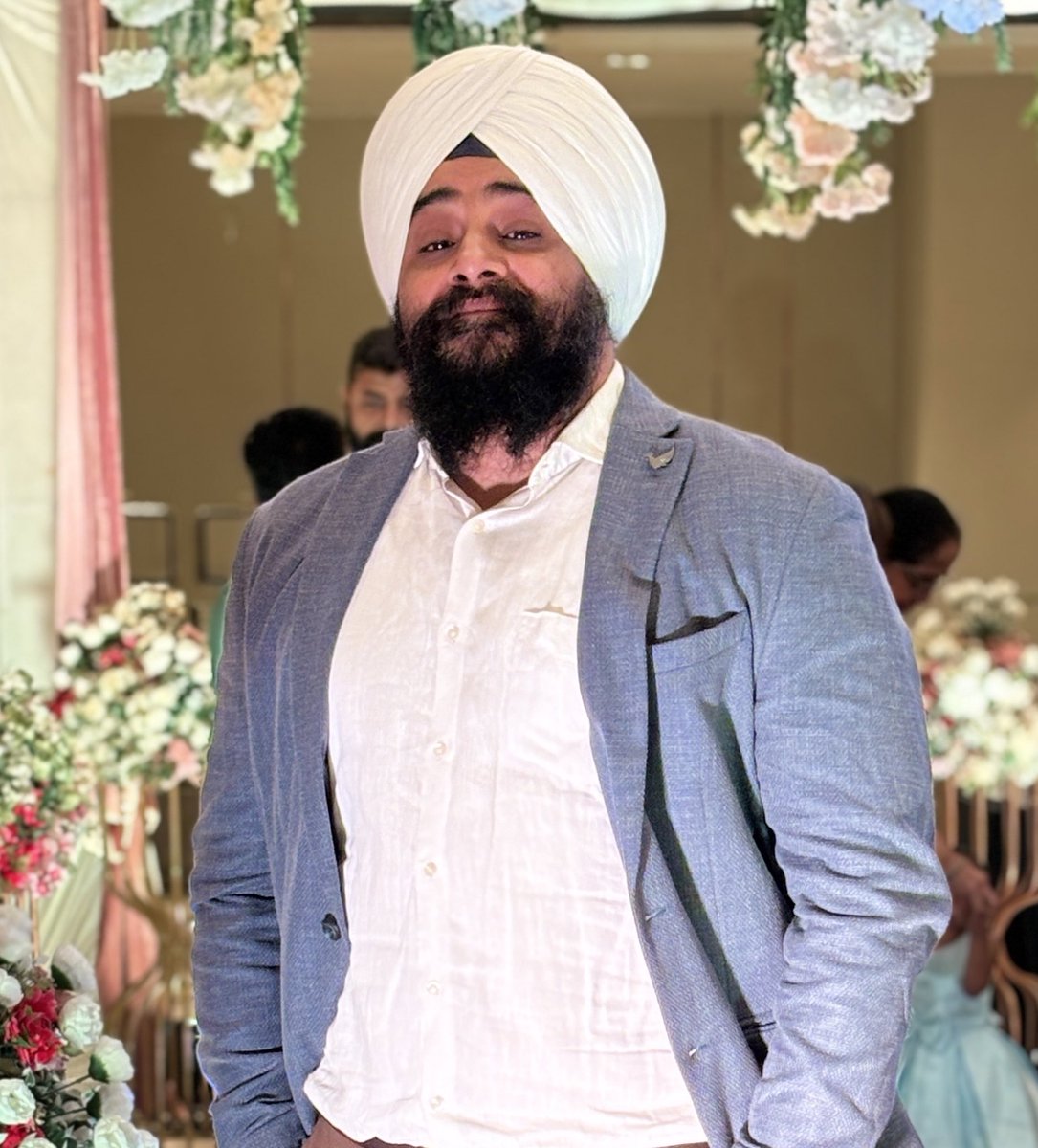 luckyschawla's tweet photo. This is my Kada and My Pagdi @RahulGandhi 

No one ever stopped me from following my religion and wearing those. 

I am happy in my Country. 

Stop using Sikhs for your poisonous ambitions. https://t.co/MX4wl72Zea
