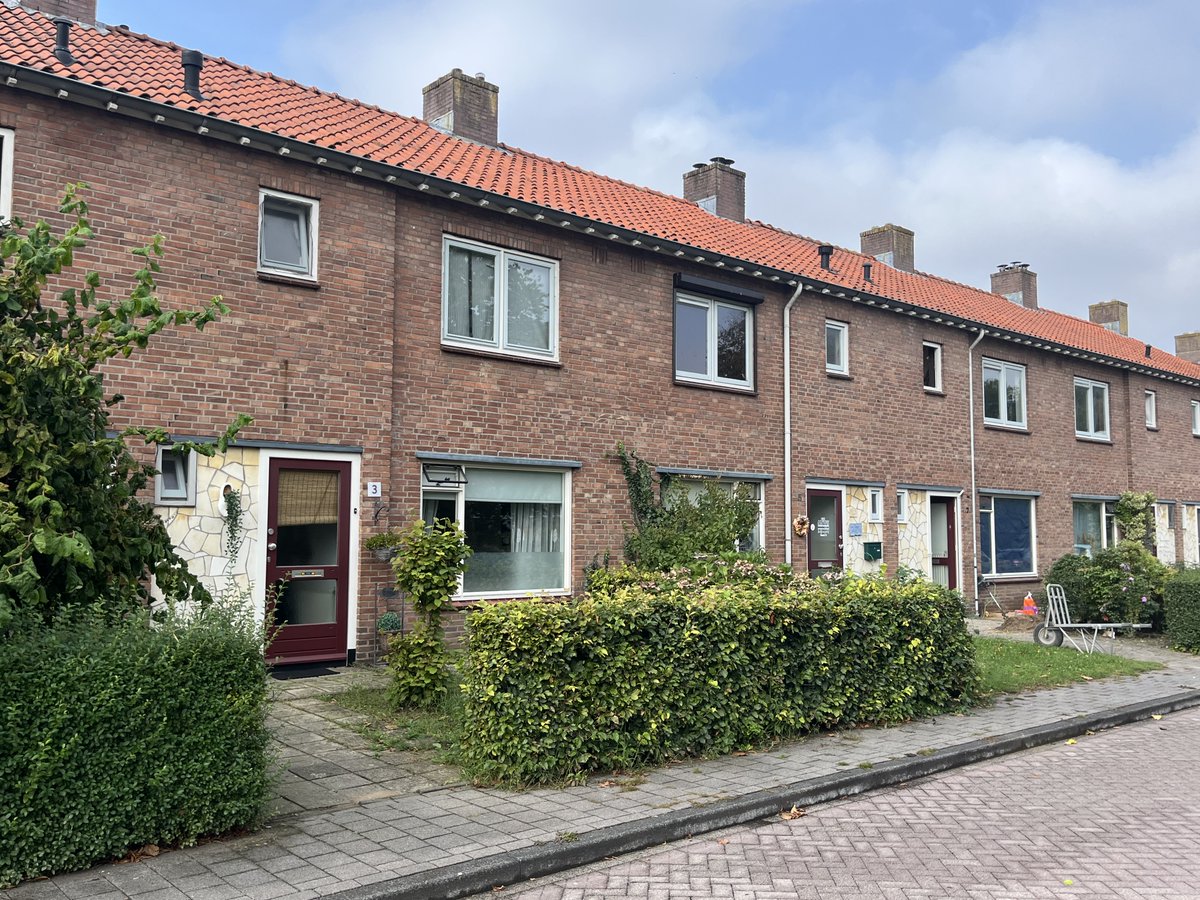 <a href="/Nijhuis_Bouw/">Nijhuis Bouw B.V.</a> gaat in opdracht van Sité de groot onderhoud werkzaamheden &amp; verduurzaming uitvoeren van 58 woningen in de Muziekbuurt in @gemeenteDchem. Met onze jaarlijkse aanpak van 250-300 woningen leveren we een belangrijke bijdrage aan de #energietransitie #renovatie #Wonen