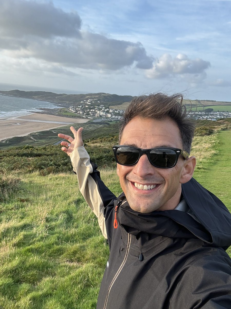 10,000 words down for the new book this weekend and then went and got some fresh air ❤️