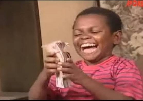 keeriofficial's tweet photo. apple and anirudh after selling the same product with minor design changes for every iteration https://t.co/s7wCL23guR