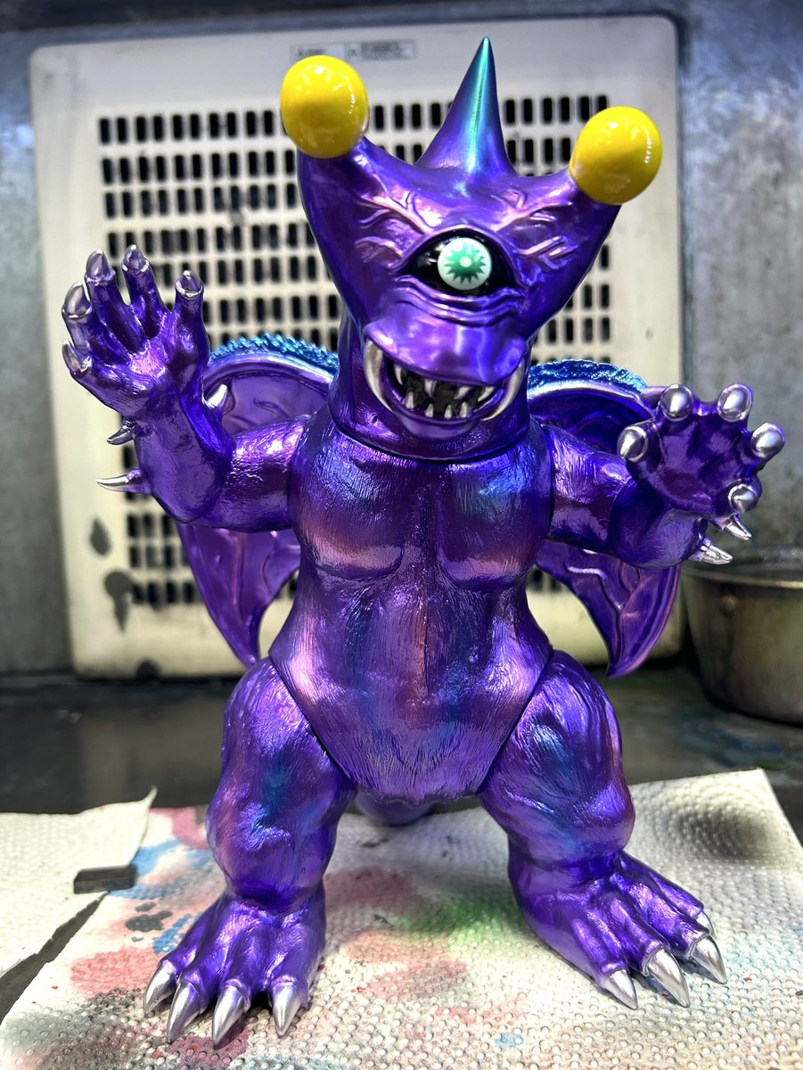 世界の怪獣、マイティ、バグン、イガール、テゴン。シカルナ工房製