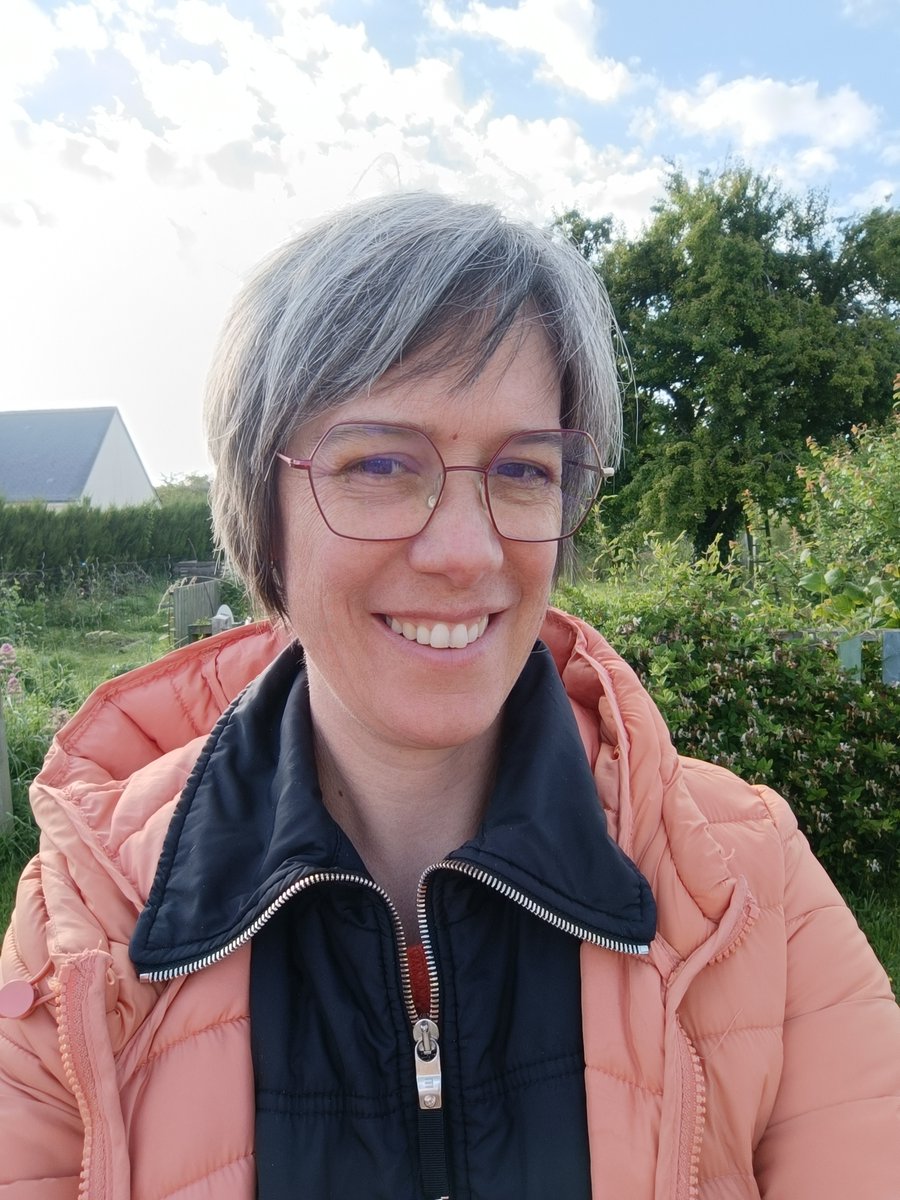 During the NAO-Netherlands seminar <a href="/PotatoEurope/">PotatoEurope</a> Katia Beachêne will speak about Remote sensing: an increasing help for deeper experimentation from field to storage. Download the special ebook for information: hubs.ly/Q02P8C3b0 <a href="/arvalis/">RJ Palmer 🔜 Lightbox Expo 101</a>  #NAO-Netherlands-Pavilion