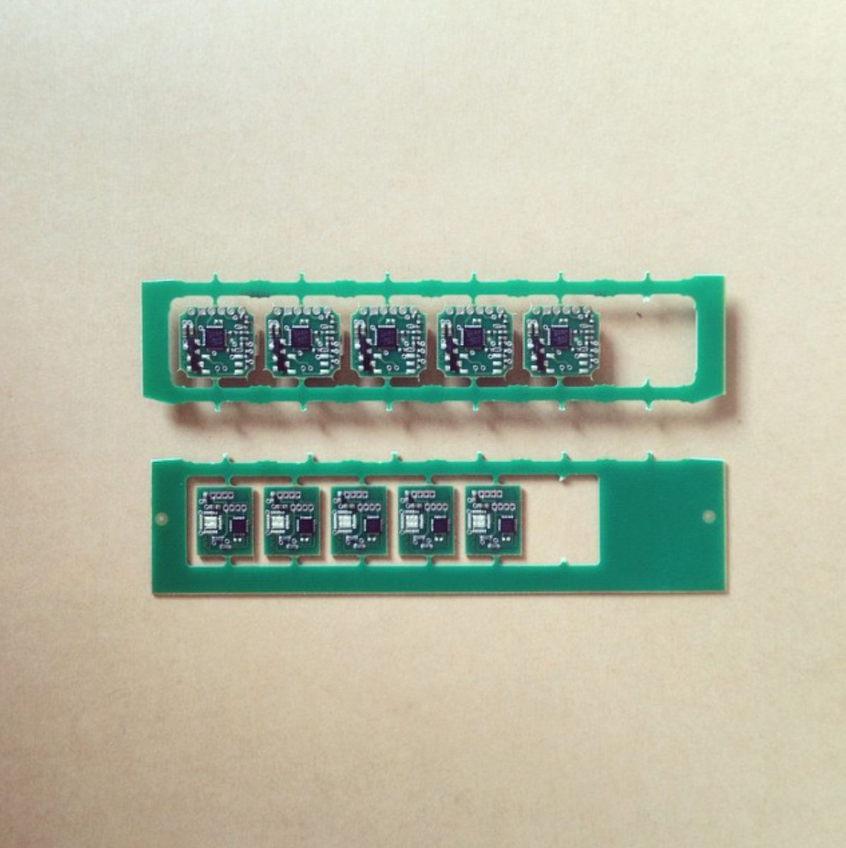 prototyp0s's tweet image. Lapka PCBs @vadimmarmeladov