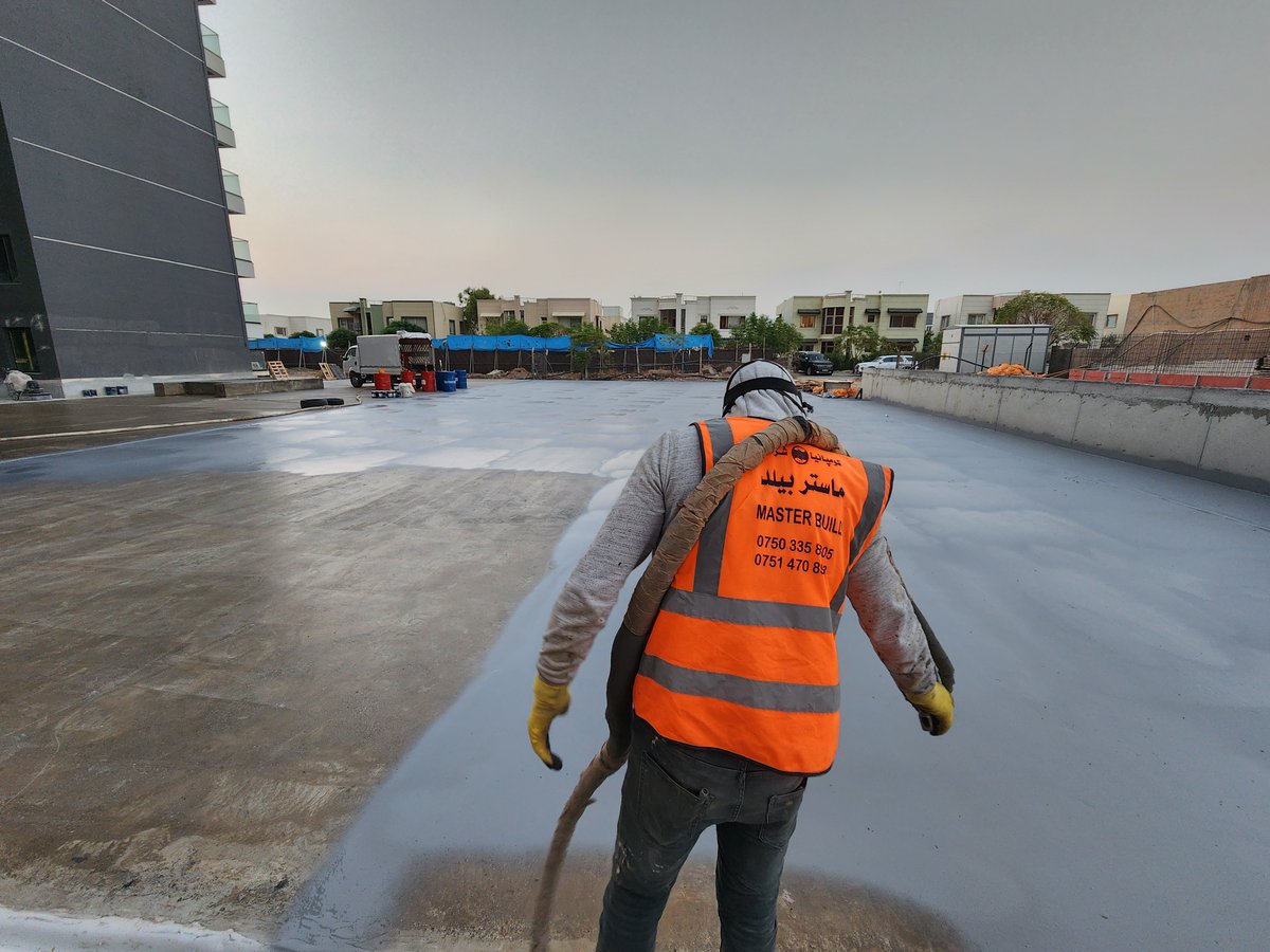 Tecnopol_stms's tweet photo. The Ganjan Life project, waterproofing of 17 modern buildings in Erbil (Irak) using Tecnocoat P-2049 pure polyurea system to ensure waterproofing across more than 150.000 m² https://t.co/U7pFMJJ1Ep