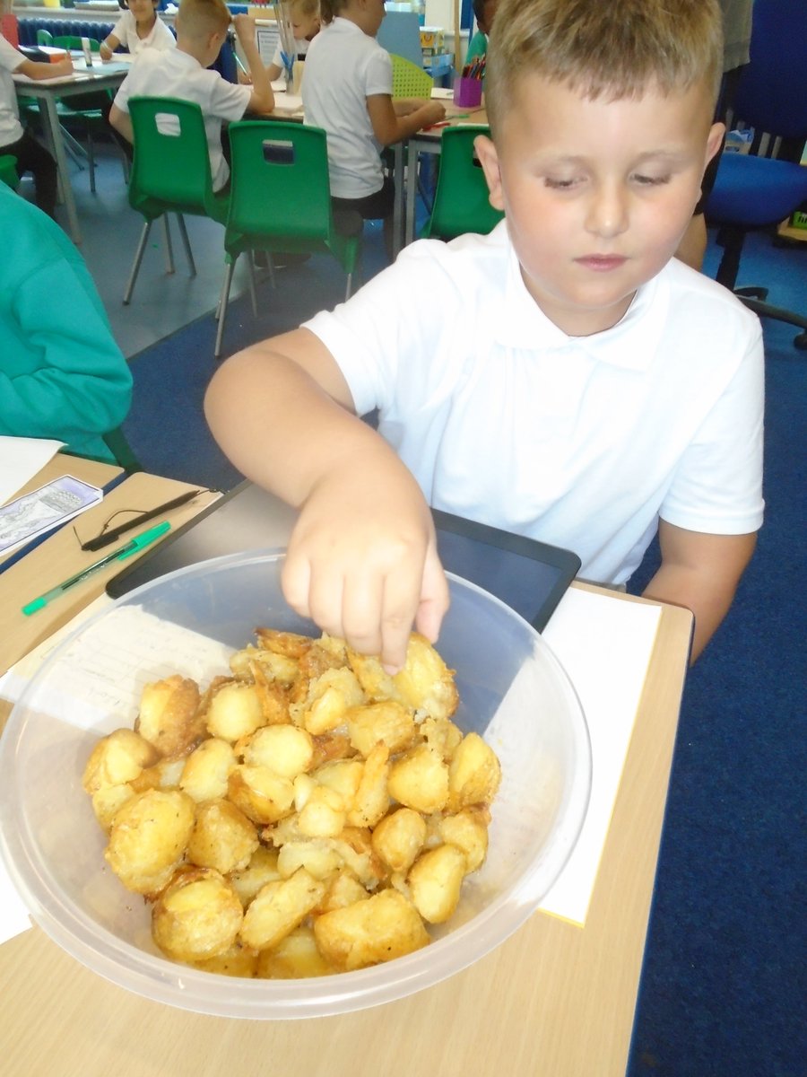Greenway PS (@greenwayprimary) on Twitter photo Year 4 dug up, washed, prepped and roasted the potatoes from the Edible Playground. They were delicious! <a href="/GrowCardiff/">Grow Cardiff Tyfu Caerdydd</a> <a href="/TreesforCities/">Trees for Cities</a> <a href="/GWandShows/">BBC Gardeners World</a> <a href="/CSC_Wellbeing/">CSC Wellbeing, Equity and Excellence</a> Year 4 dug up, washed, prepped and roasted the potatoes from the Edible Playground. They were delicious! <a href="/GrowCardiff/">Grow Cardiff Tyfu Caerdydd</a> <a href="/TreesforCities/">Trees for Cities</a> <a href="/GWandShows/">BBC Gardeners World</a> <a href="/CSC_Wellbeing/">CSC Wellbeing, Equity and Excellence</a>