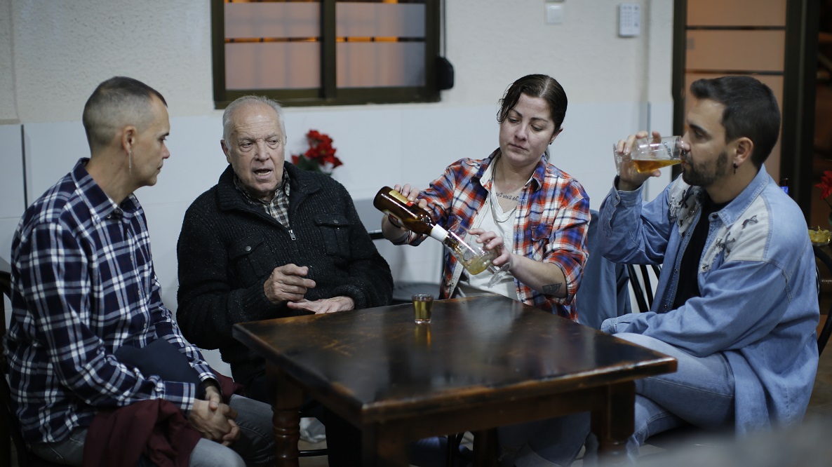 Nou #DocsDelMes!

"Hágase tu voluntad" d'Adrián Silvestre: una reflexió sobre els errors vitals, el perdó i els llaços familiars.

El pots veure a <a href="/casaelizalde/">La Casa Elizalde</a>, <a href="/CCTomasaCuevas/">Centre Cívic Tomasa Cuevas- Les Corts</a>, @fortpienc i <a href="/AuditoriStMarti/">Auditori Sant Martí</a>. Reserva entrades! 👉 via.bcn/2nNg50SP09U