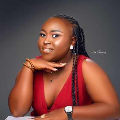 Mss_Felicity's tweet photo. #NewProfilePic https://t.co/hYl36OO9sM