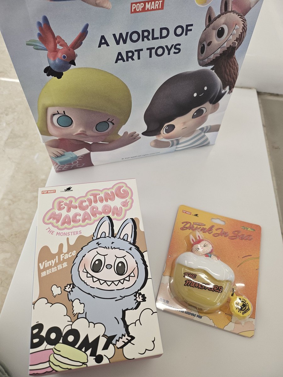 Queenbehaves's tweet photo. Labubu nya ready ya yg macaroon , sisa 2 box sda earphone case juga
#jastiplabubu #labubumacaroon #jastipmurah #jastipjakarta #jastipbandung https://t.co/FOrE6GyJfG