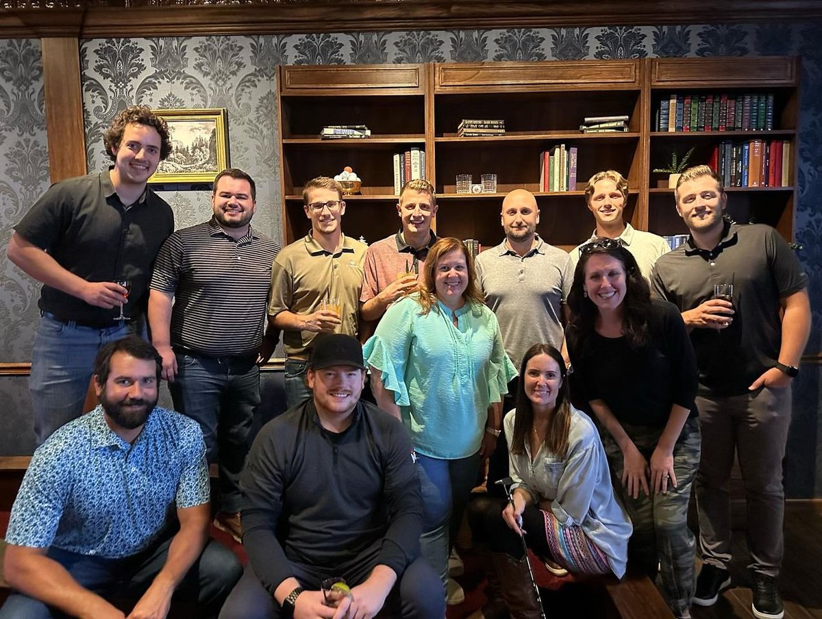 IRONMARK_B's tweet image. MN team building  #workhardplayhard #puttery