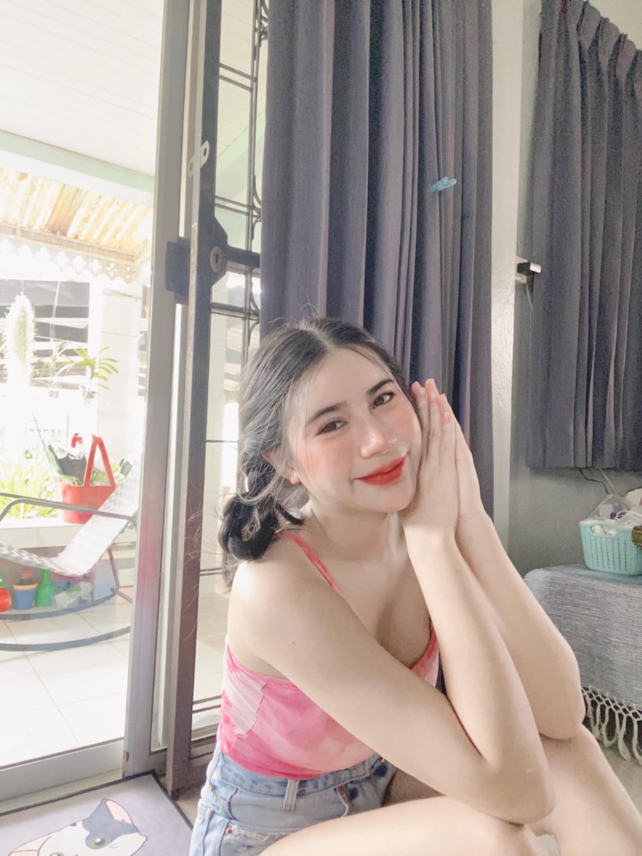 อยากมีคนมานั่งข้างๆๆๆ จังง่ะ😋🤪😜
#ทักมาคุยกันได้นะคะ 
#โสดเกินปุ้ยมุ้ย 
#โสดโปรดจีบ