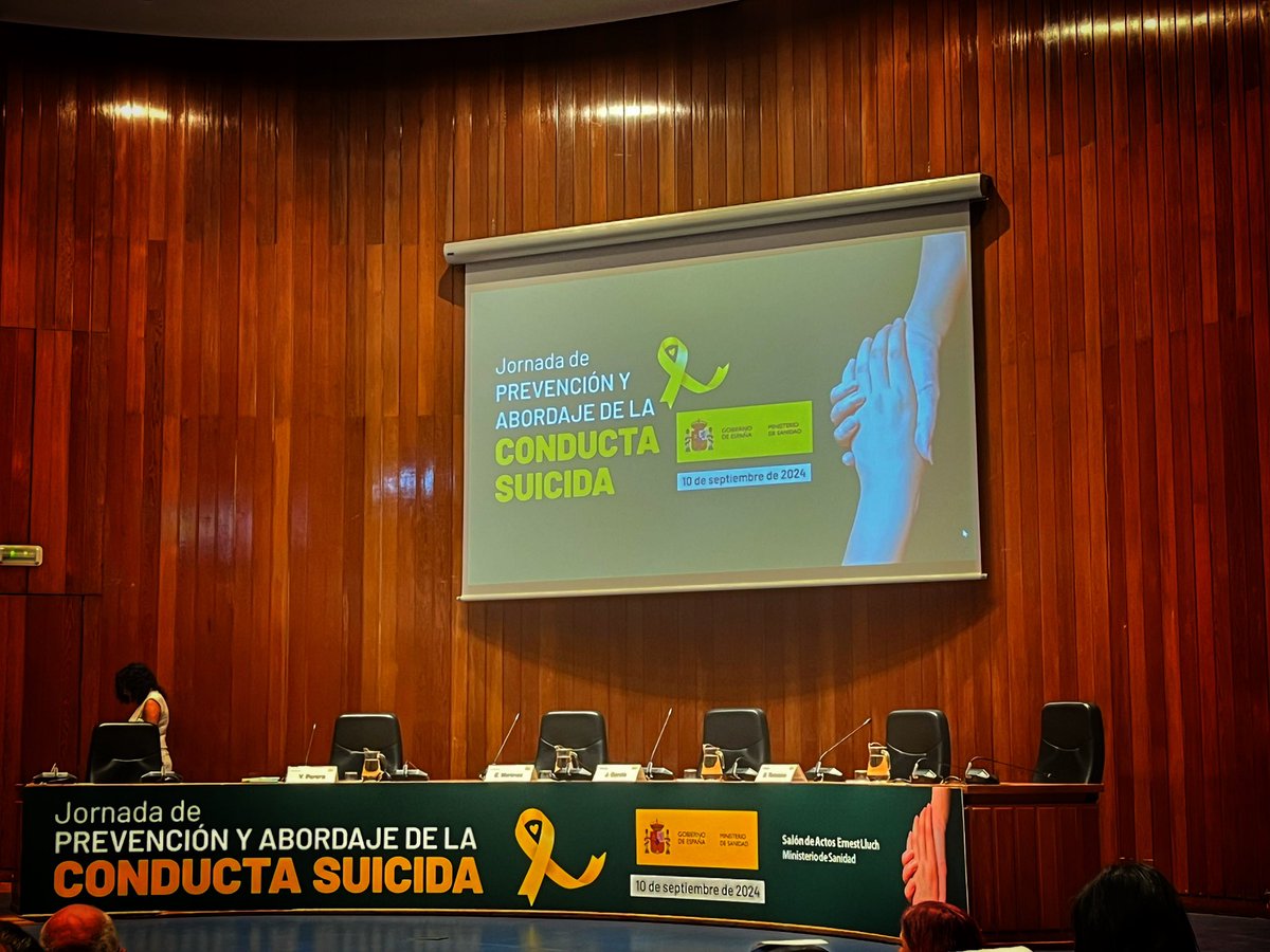 Por todos vosotros, os lo debemos.. Somos parte de ese eslabón, que no se rompa la cadena #HablemosClaro hoy es el Día Mundial para la #PrevenciondelSuicidio #SuicidePrevention #SaludMental