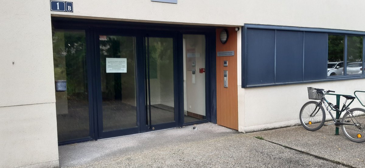 SDGFFOBRETAGNE's tweet photo. Notre delegué Regional vous reçoit ce matin au SAR de Rennes pour une reunion d'information syndicale. L'inFOrmation syndicale n'attend pas. #greffier https://t.co/nUnk2Bc9Wz