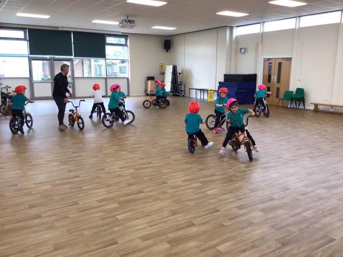 Fantastic to have Adam from <a href="/NECycleAcademy/">North East Cycling Academy</a> back this year delivering more sessions. Looking forward to developing this partnership even more throughout the year