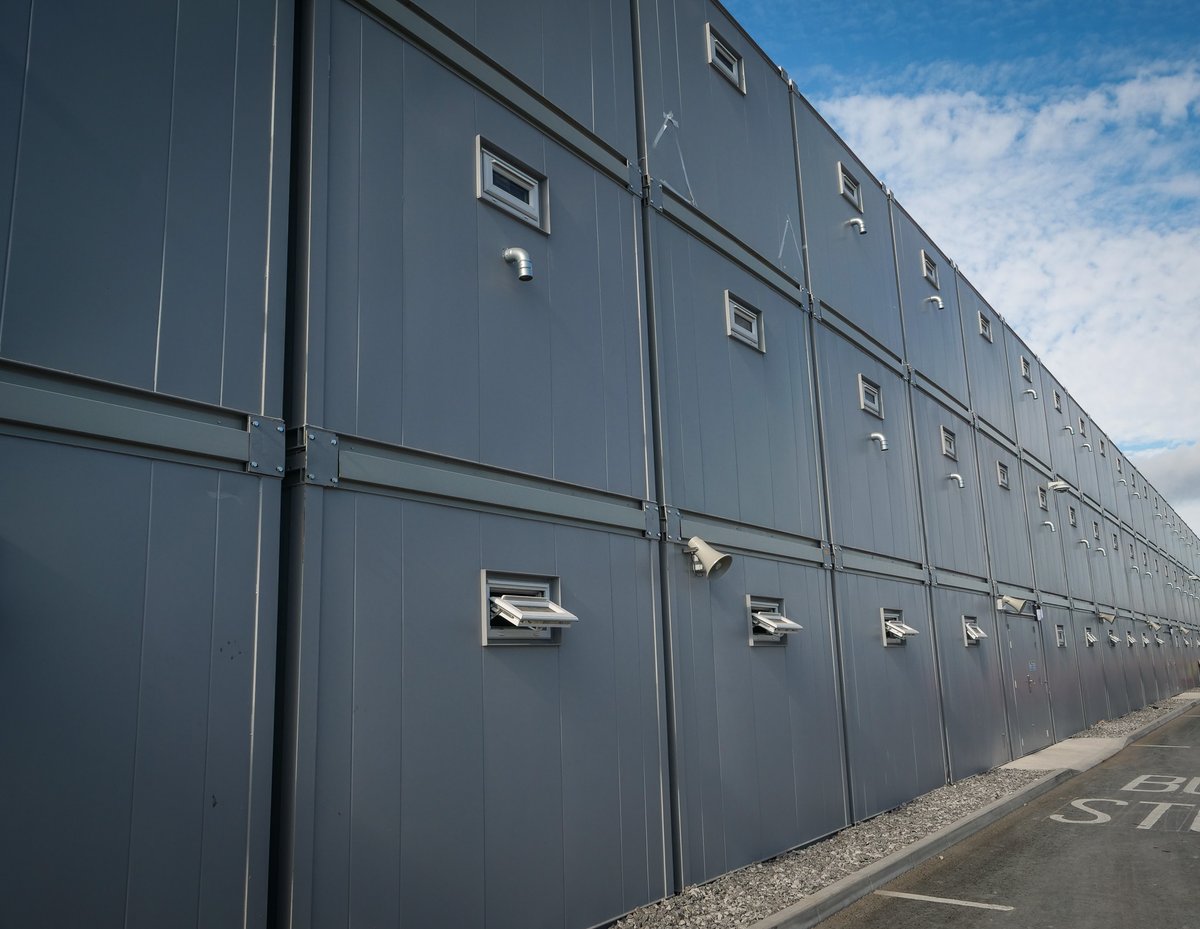 TCiGB's tweet image. #Makeitmodular! From a single cabin to vast, 130 bay monsters and everything in between, TCi delivers turnkey facilities for permanent and temporary occupation.

#modular #offsite #TCitakescareofit #construction