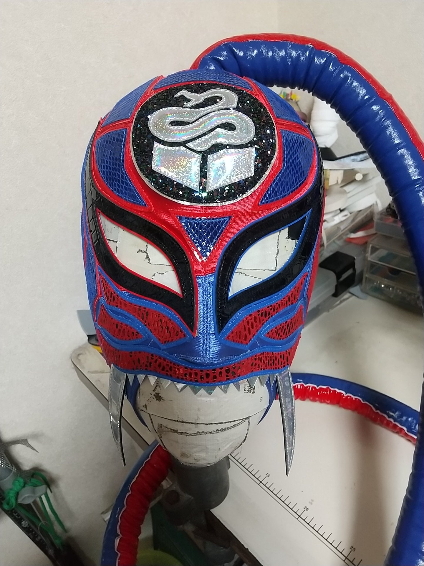 大阪プロレス再始動！ブラックバファロー 本人使用済み直筆サイン入り