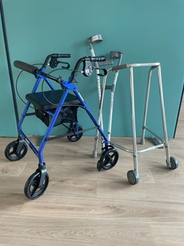 ELCHrehab's tweet photo. REMINDER – don't forget you can return any walking aids that you no longer need at one of East Lothian's recycling centres. As well as reducing clutter in your home it allows us to refurbish equipment &amp; provide it to those who now need it. A win-win! #ThinkFalls #ELFallsAwareness https://t.co/7rmZ1wuUQa