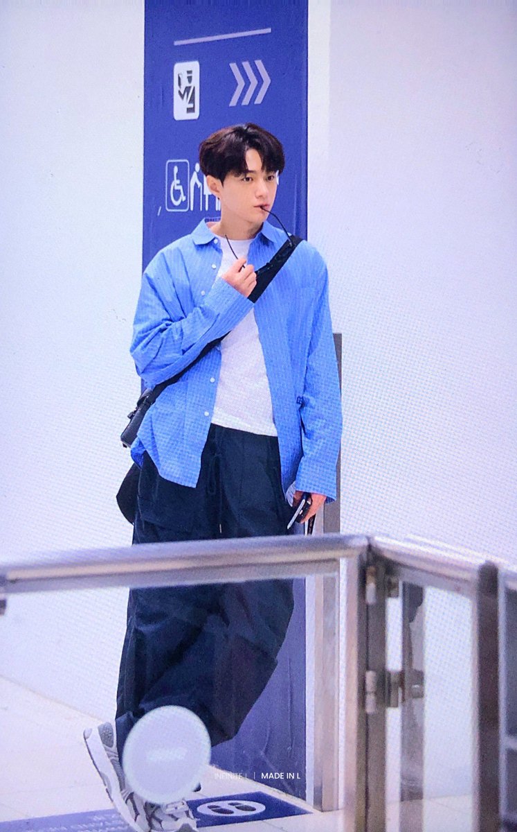 Sig_Community's tweet photo. #KIMMYUNGSOO #엘 #김명수 #L #인피니트 #ミョンス #エル #金明洙 #INFINITE in #Significant #シグ二フィカント #시그니피컨트 #ADERERROR https://t.co/KfRenSBnyV