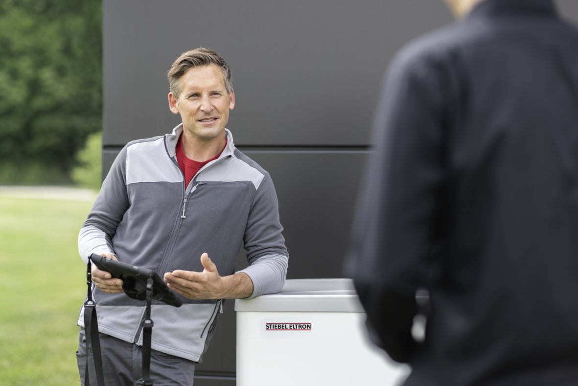 Stiebel Eltron unterstützt Fachhandwerker mit Heizungswechsel-Förderservice: Fristgerechte Antragsvorbereitung für BEG-Förderung stiebel-eltron.pressroom-rbt.com/2024/09/10/sti…