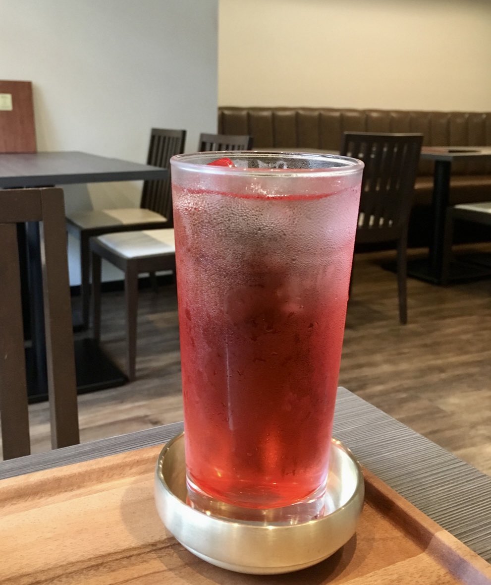 hanokjp's tweet photo. 火曜日はザクロ美酢サワーが200円引きデーです✨🍷#韓国料理屋　#ザクロ酢　#ミチョ　#サワー　#韓国料理　#大塚グルメ　#池袋グルメ　おトクに飲める日をお見逃しなく✨ https://t.co/LNSFmFHOxw