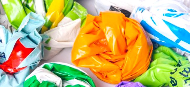 PurleyWayPTA's tweet photo. We need carrier bags to use in the amazing HPAPW Community Hub.  Can you help?

Please bring in a bag or two if you can! Thank you 🤩 🛍️

#communityhub
#reducereuserecycle https://t.co/BhYhjWG8q3