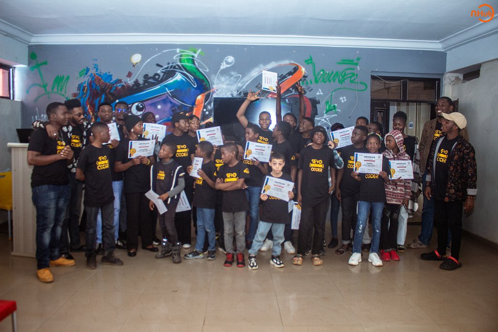 nHub tweet media