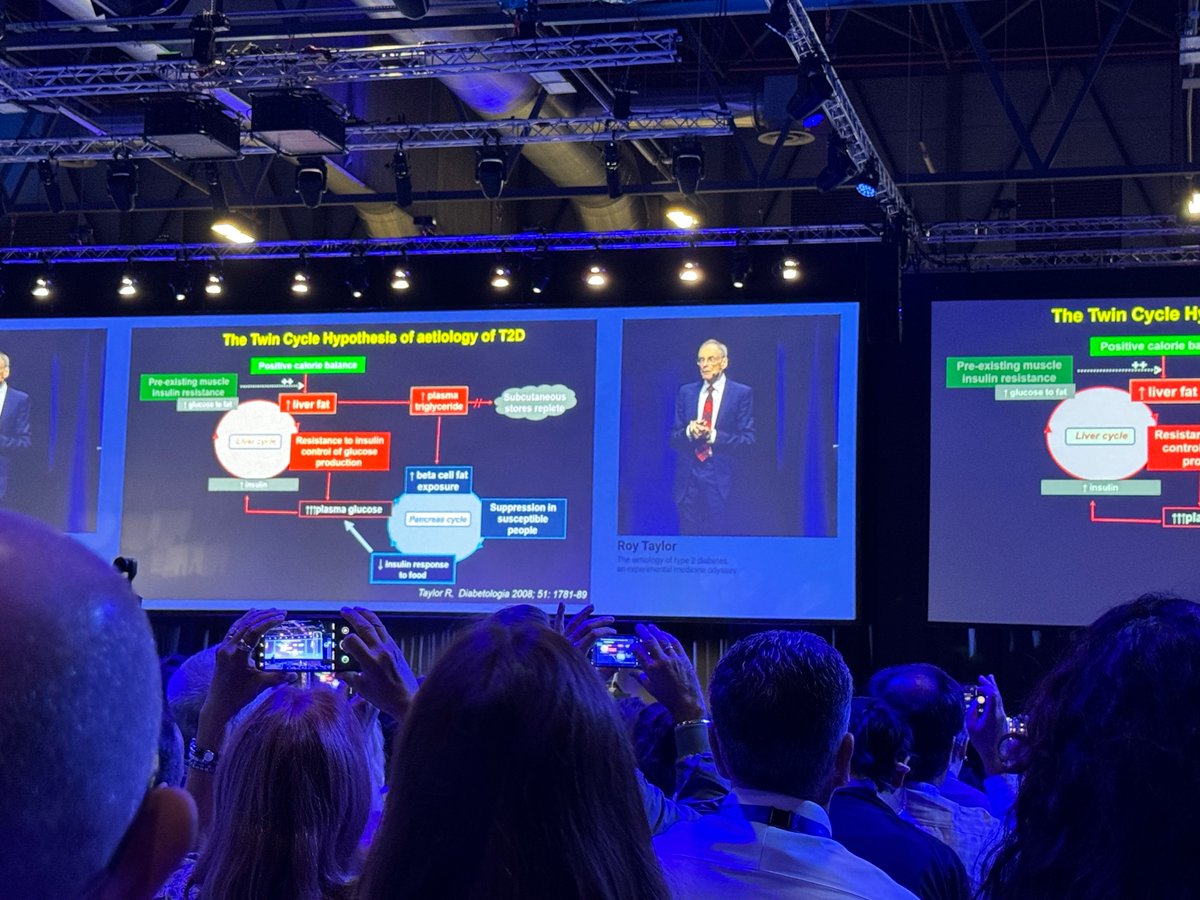 Prof Roy Taylor receives the Claude Bernard prize #EASD2024 and describes himself as a persistent maverick in driving forward his twin cycle hypothesis and remission in type2 diabetes through the low calorie diet. <a href="/DiabetesUK/">Diabetes UK</a>