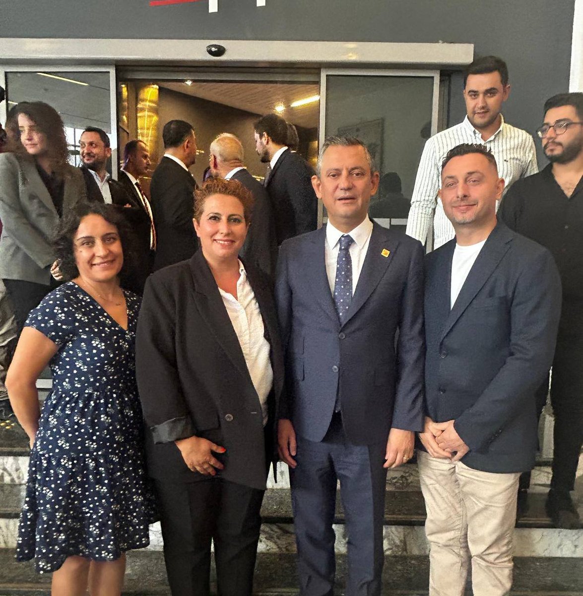 Tevbas's tweet photo. Yeni TAG'ımız 👇

#MuhalefetinGündemiKademe https://t.co/dp36u5pxaF