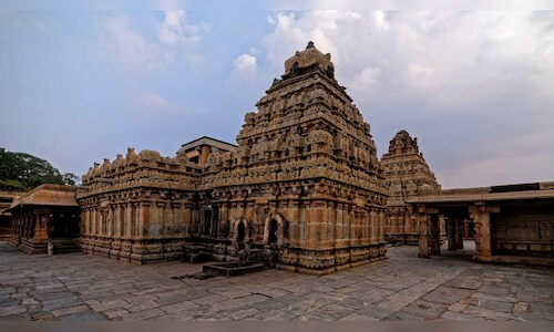 CNBC-TV18 tweet media