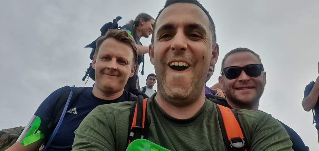 SkimoBeats's tweet photo. Throw back to last year's Three Peaks!! What a weekend! 

Bumped into @michaelastracha too!! 😍😍 What a moral boost that was on the final walk down on Yr Wyddfa. 

#hillwalking #adventure #threepeaks https://t.co/vCMVwxLtfZ