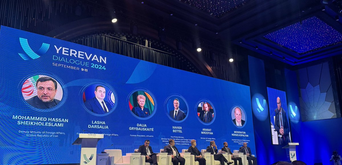 MkrtchianNancy's tweet photo. #YerevanDialogue2024 happening now 🇦🇲 https://t.co/LoQX1QHIls
