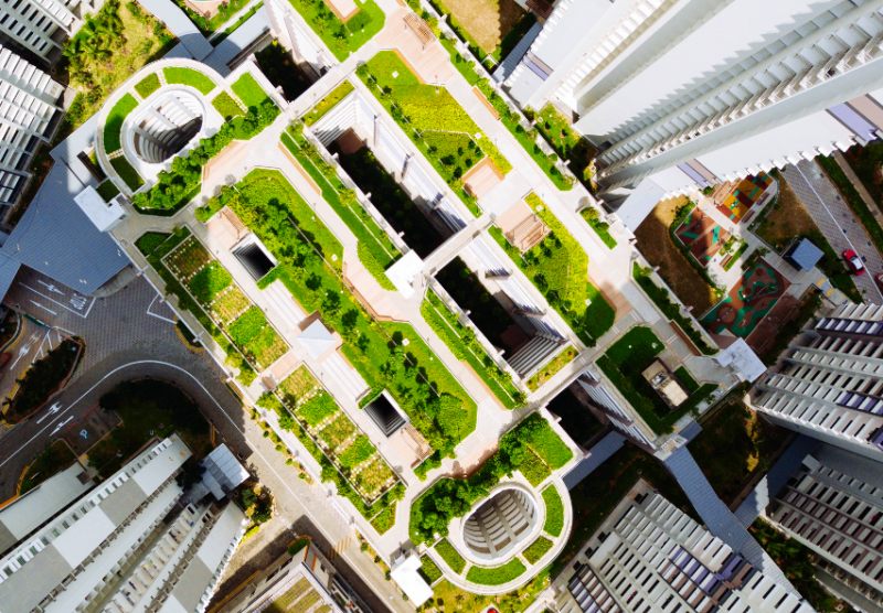 concienciaeco's tweet photo. Qué son los techos verdes o cubiertas vegetales para casas: beneficios y tipología según el clima
https://t.co/jXK6lmjxFs
#medioambiente #arquitectura #construcción #casas #vivienda #casasbioclimáticas #edificiossostenibles #ecoarquitectura https://t.co/74TqNlmZ44