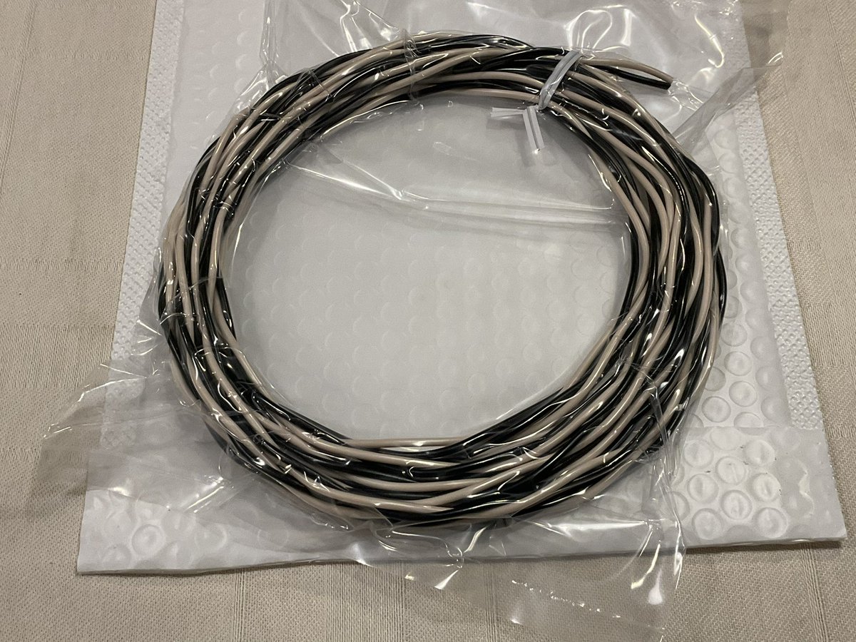 KTM819O4's tweet image. #スピーカーケーブル #Belden 
このくらいのでいいんだよね？