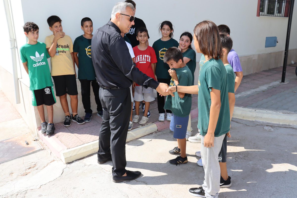 İlçe Milli Eğitim Müdürü Fevzi Kültiğin EROĞLU Kabasakallı İlk ve Ortaokulunu ziyaret etti.