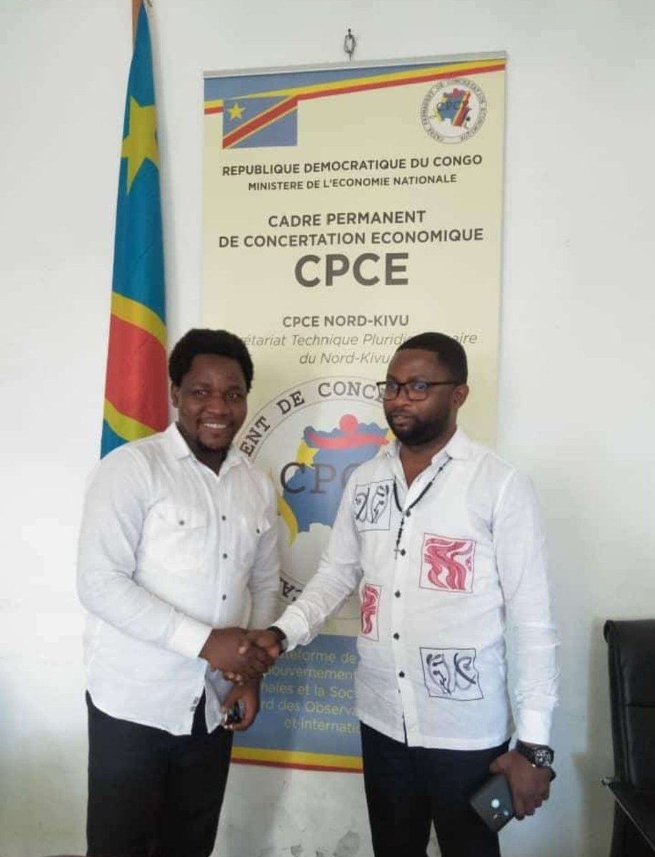 patrickmus17's tweet photo. #Page_rose
En ce jour spécial de votre anniversaire, je viens vous souhaiter tout le bonheur de ce monde Mr @adrien_mushumo SEPRO du #STP_CPCE_NK
Que Dieu vs accorde le désir de votre cœur
Pétillant anniversaire à vs chef!

@BenitoKiangudi @KamusakyJossar1 @AimMoto @BillyKambale1 https://t.co/q0ounNC5cq