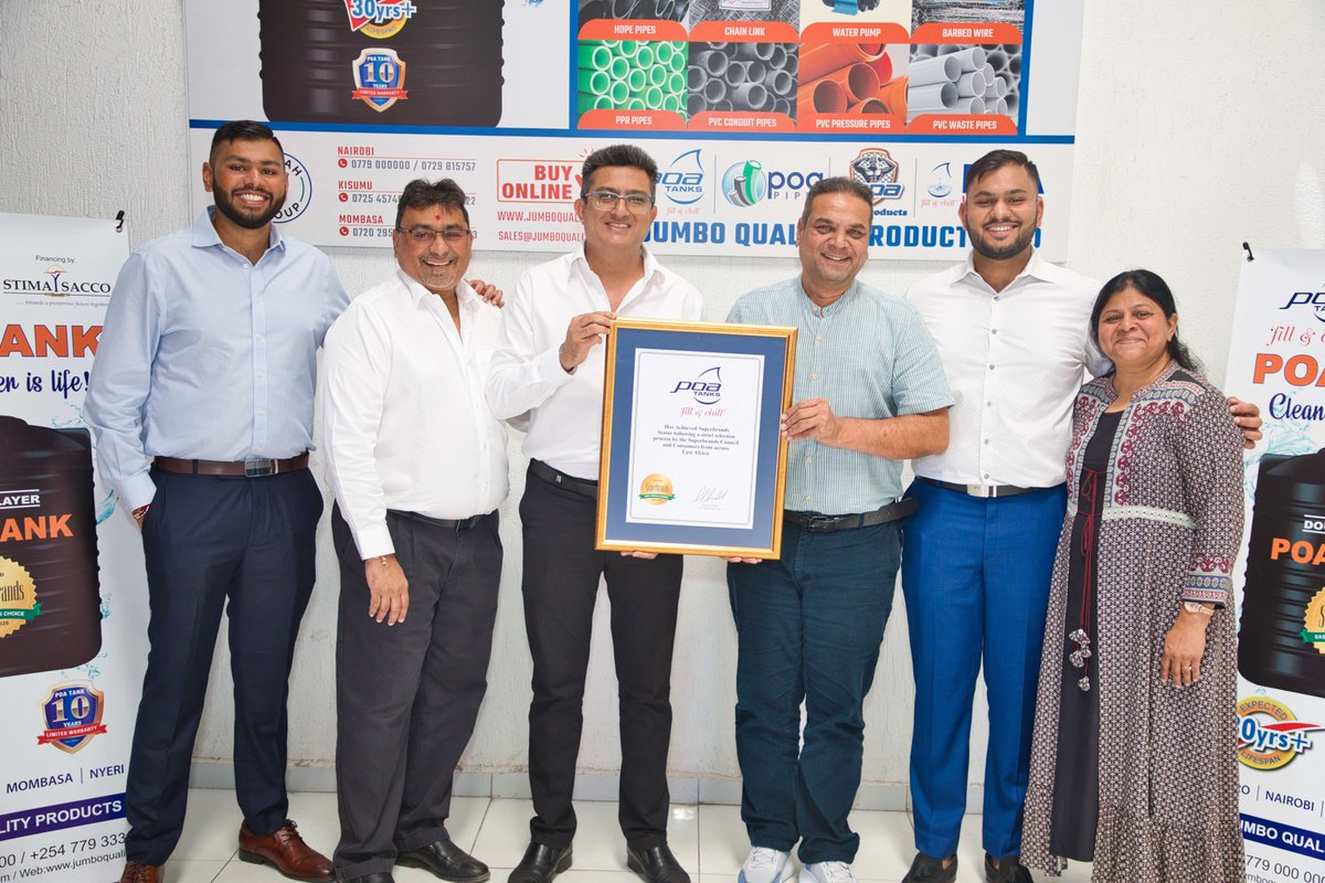 Welcoming Poa Tanks onboard as a #Superbrand. Established in 2011, the brand has continuously produced top quality roto moulded products based on individual requirements using the latest technology.

Pictured: Superbrands Project Director Jawad Jaffer presenting the Superbrands