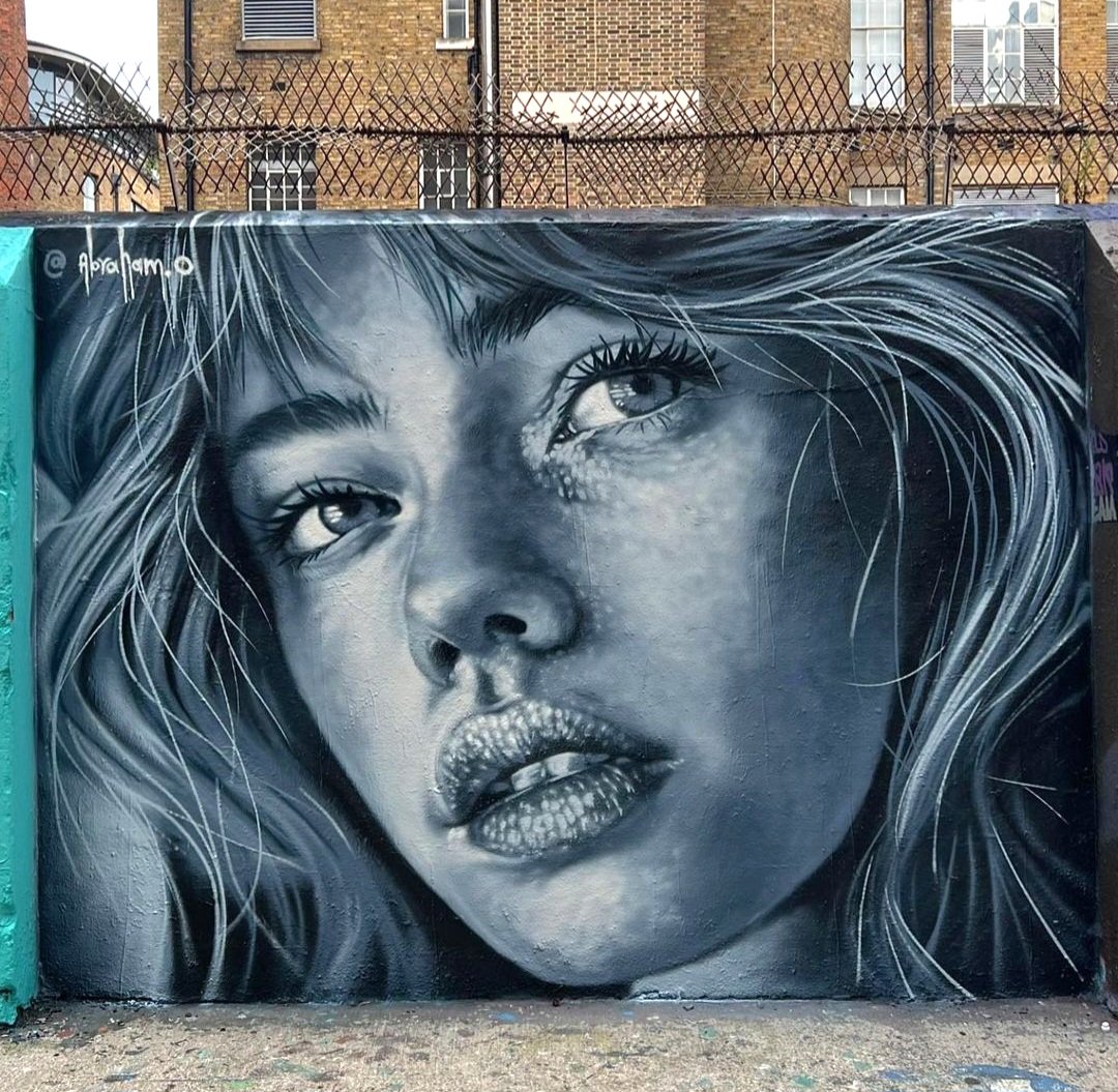MolinaStreetArt's tweet photo. Art by English Abraham.O in London, England (2024) #abrahamo #streetart #lamolinastreetart | photo by @kanpai02 via mysl .nl/uvjEW https://t.co/9SuDlvlfj8