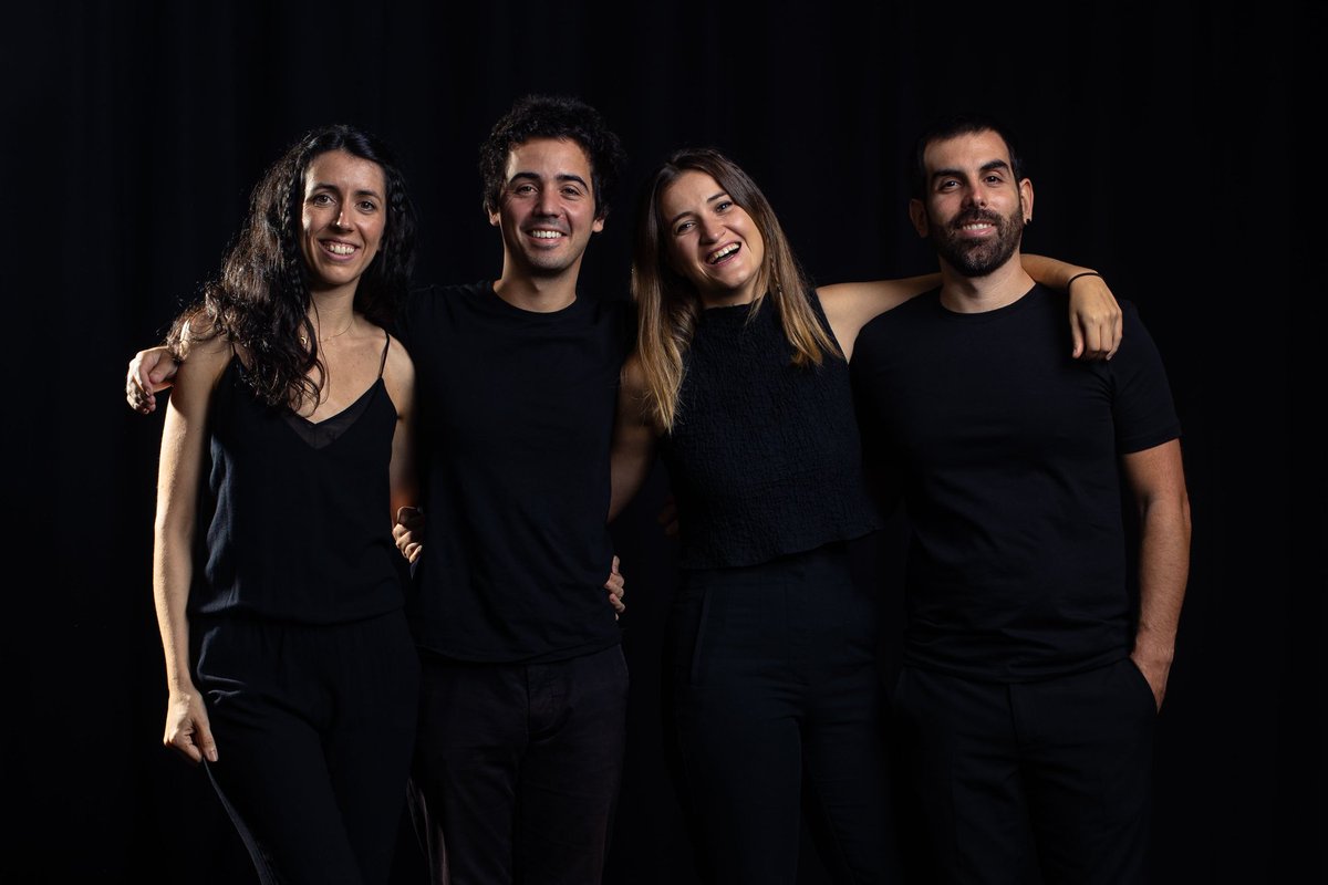 filmicamp's tweet photo. the.big.four. 🖤🎷🎻🎹🥁

Después de un vídeo, una buena foto nunca se hace esperar 😉.

#pulsoensemble #musicacontemporanea #musica #galicia https://t.co/1HBlZxn1Bc